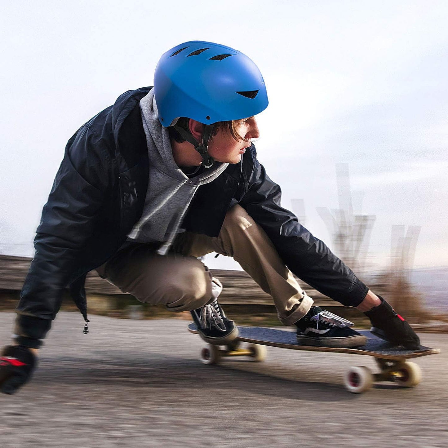 Skateboard Helmet, Cpsc-Compliant Bike Helmet BMX Helmet Multi-Sport Helmet for Youth Men and Women